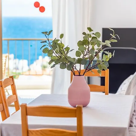 Quiet And Cozy Workation Place Near The Town Center With Cliffs And Ocean View Lejlighed Puerto de Santiago (Tenerife)