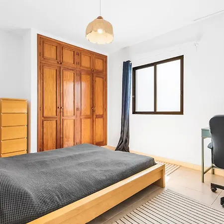 Quiet And Cozy Workation Place Near The Town Center With Cliffs And Ocean View Lejlighed